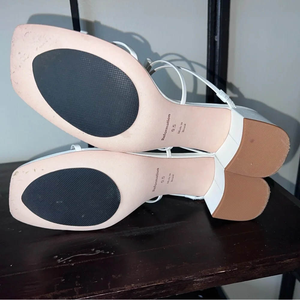 Reformation Elodie Heels - Picture 5 of 9